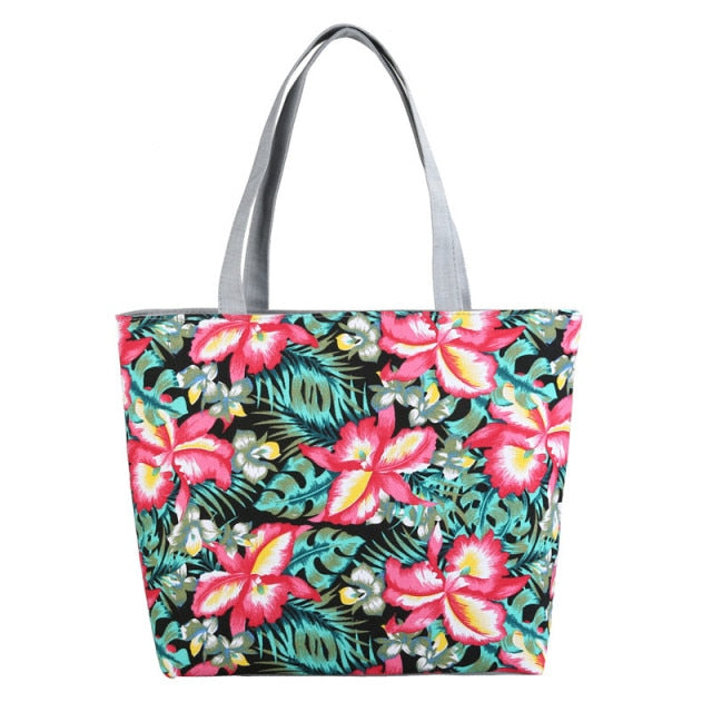 Women's Ethnic Style Printed Canvas Handbag | Monee Patrice Elite Handbag and Accessory Collection.